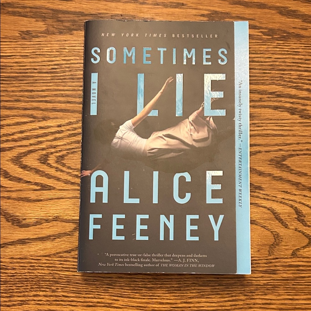 Book Bundle - Picture 6 of 7